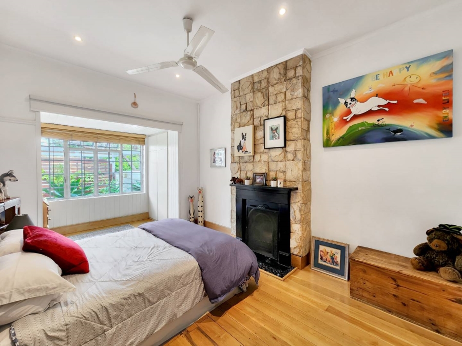 2 Bedroom Property for Sale in Sea Point Western Cape